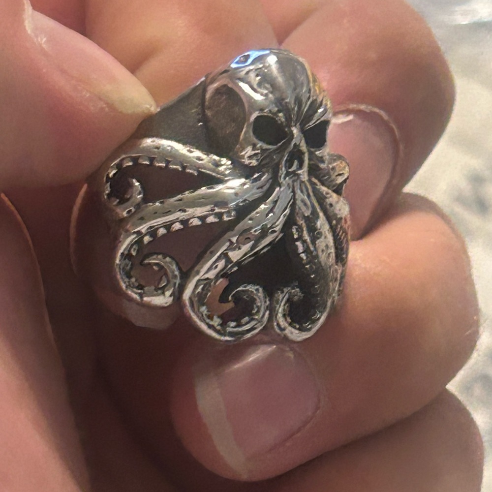 NWT size 13 Biker Octopus ring!!!